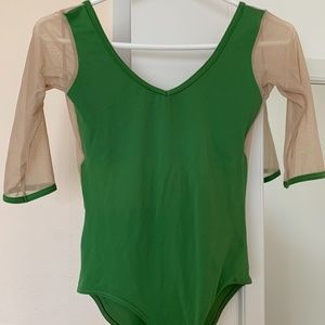 Yumiko Leotard- Gina Style Half Sleeve Size M